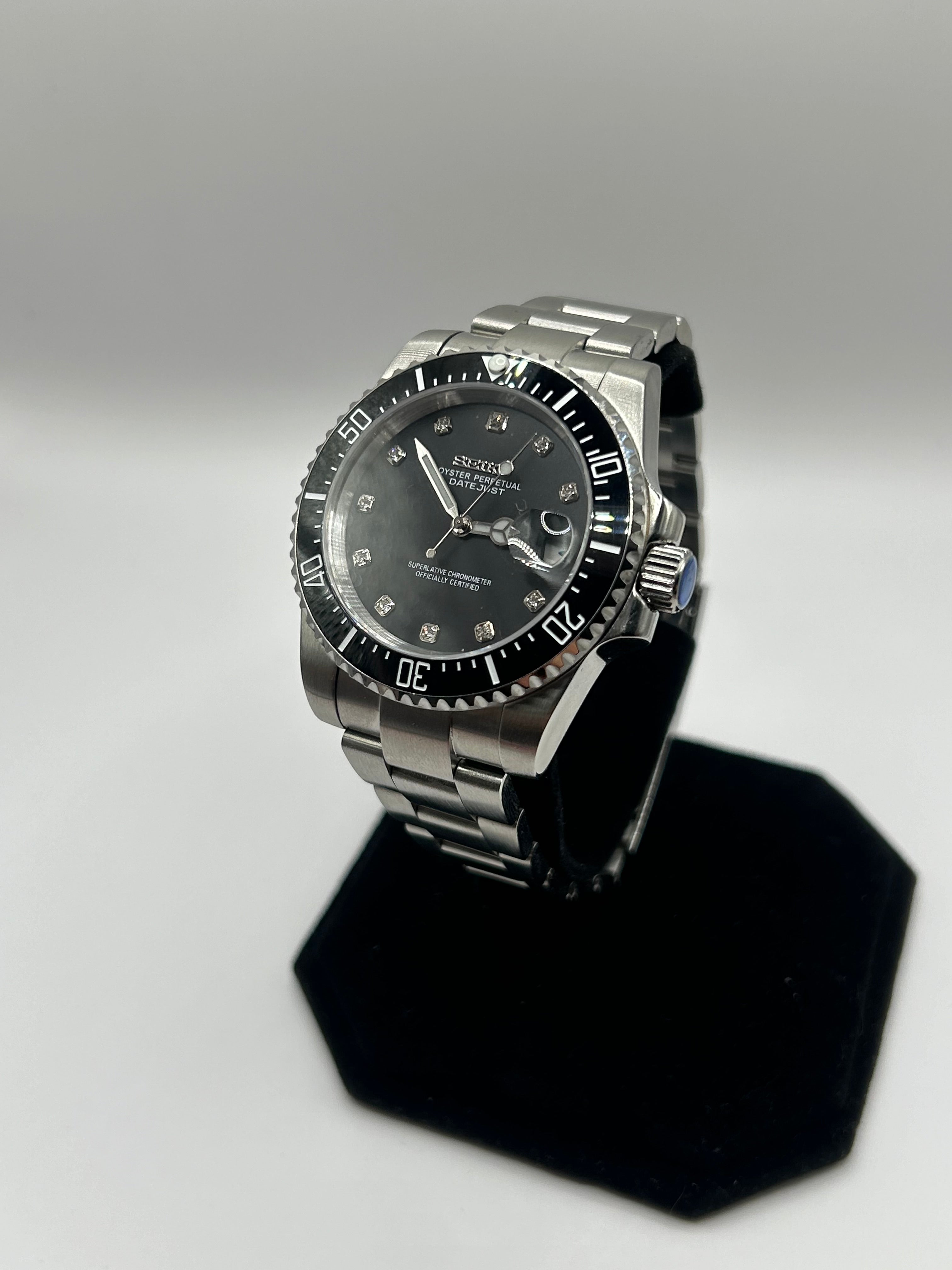 Seiko Black Submariner Diamant